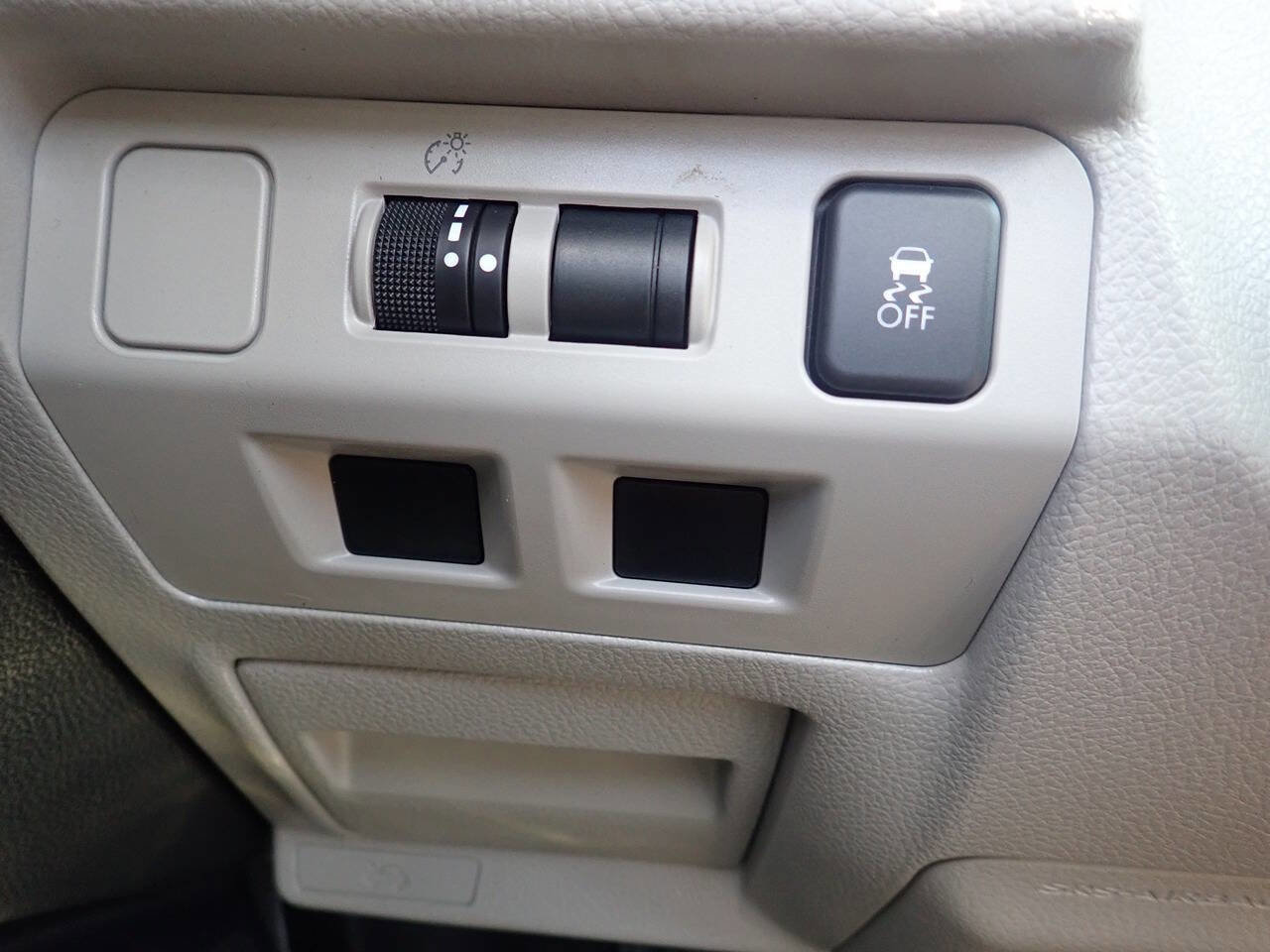 Used 2017 Subaru Forester 2.5i Premium w/ Protection Package #1 image 19