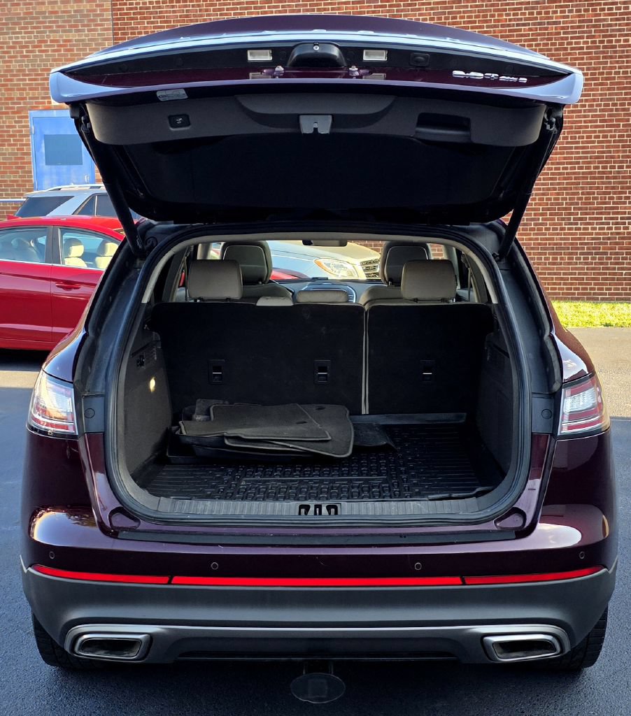 Used 2020 Lincoln Nautilus Reserve AWD/4WD image 7
