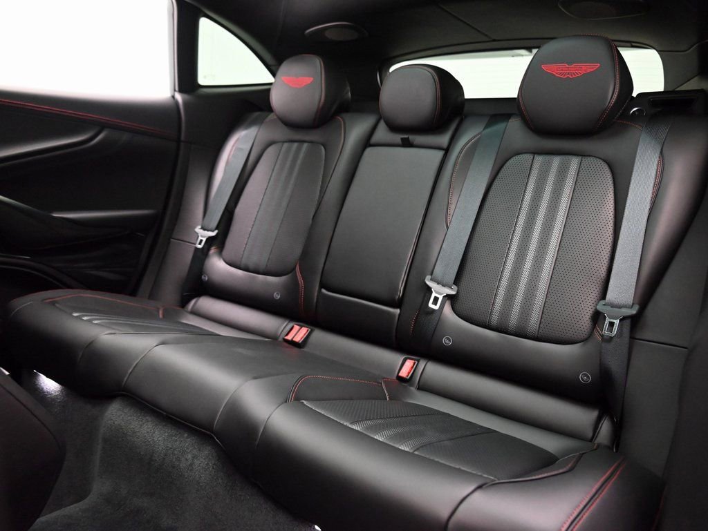 New 2026 Aston Martin DBX 707 image 11