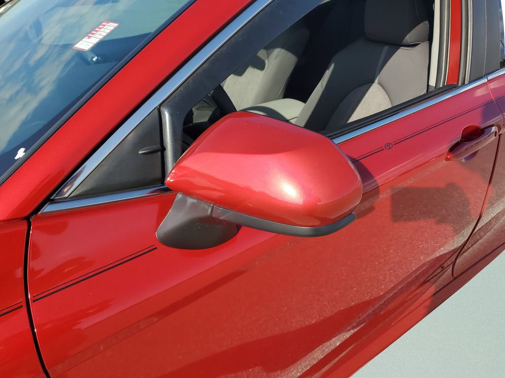 Used 2023 Toyota Camry LE image 11