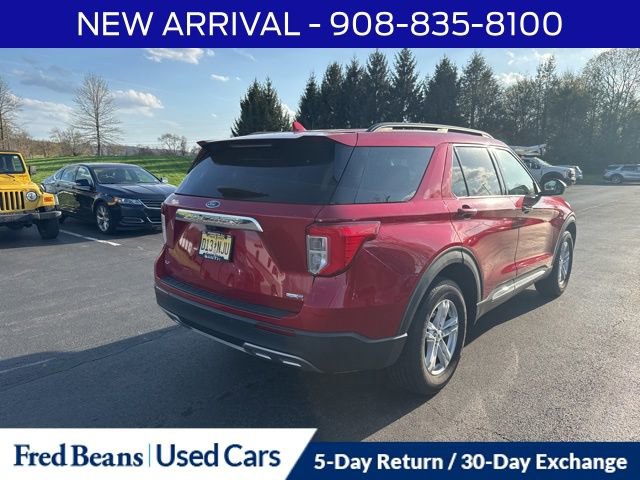Used 2020 Ford Explorer XLT w/ Equipment Group 202A image 8