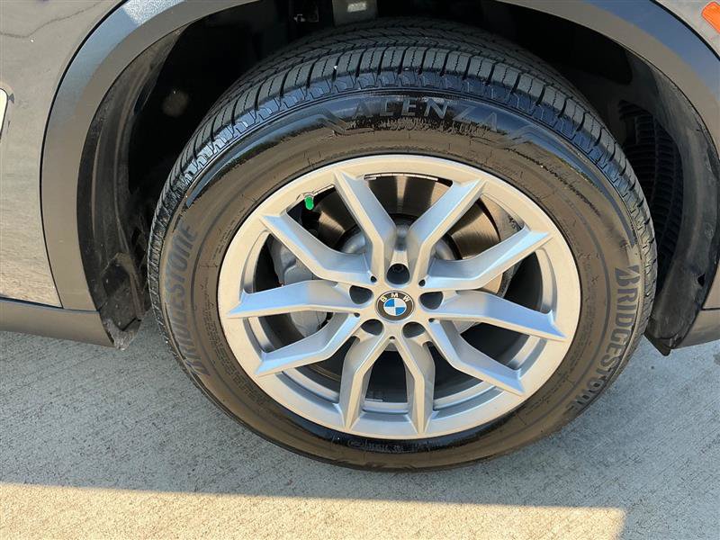Used 2019 BMW X5 xDrive40i AWD/4WD image 26