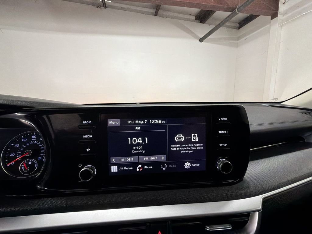 Used 2022 Kia K5 LXS FWD image 13