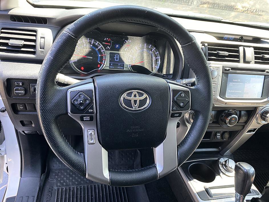 Used 2016 Toyota 4Runner SR5 AWD/4WD image 13