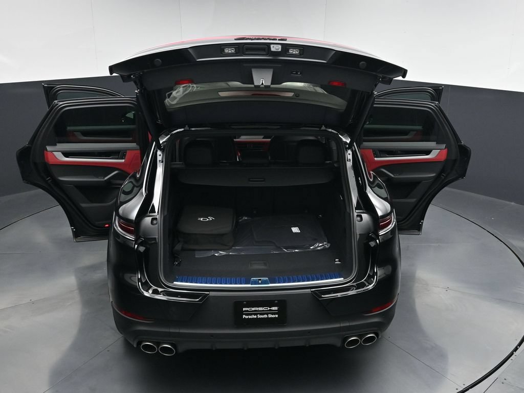 New 2026 Porsche Cayenne S AWD/4WD image 31