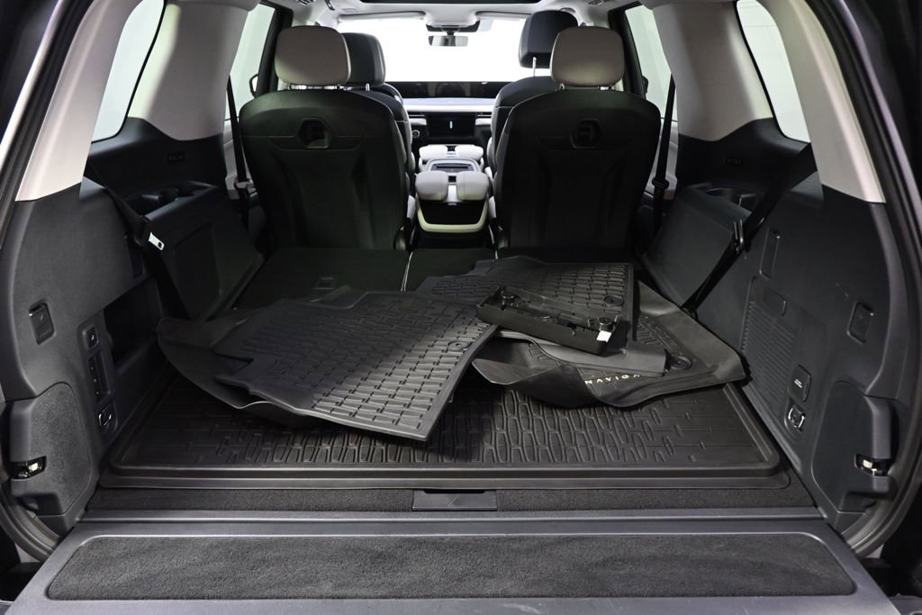 New 2026 Lincoln Navigator Reserve w/ Jet Appearance Package AWD/4WD image 19