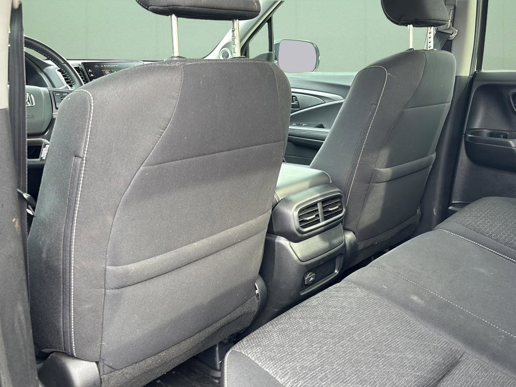Used 2025 Honda Ridgeline Sport image 21