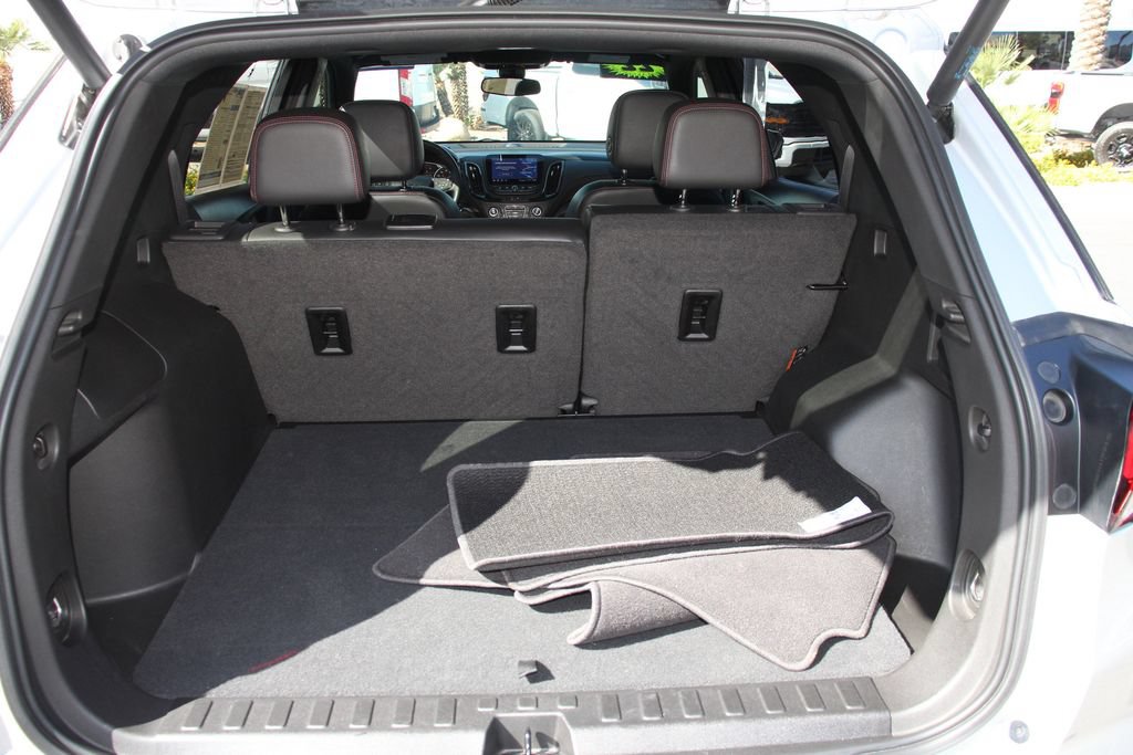 Certified 2022 Chevrolet Equinox RS w/ Infotainment Package FWD image 25