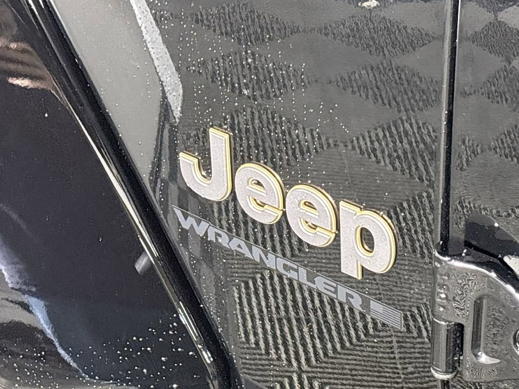 New 2025 Jeep Wrangler Unlimited Rubicon 392 image 23