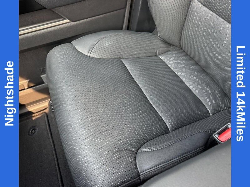 Used 2025 Toyota Tundra Limited AWD/4WD image 25