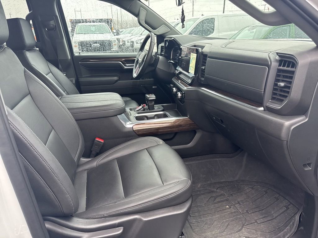 Used 2023 GMC Sierra 1500 Elevation w/ Elevation Premium Package image 32