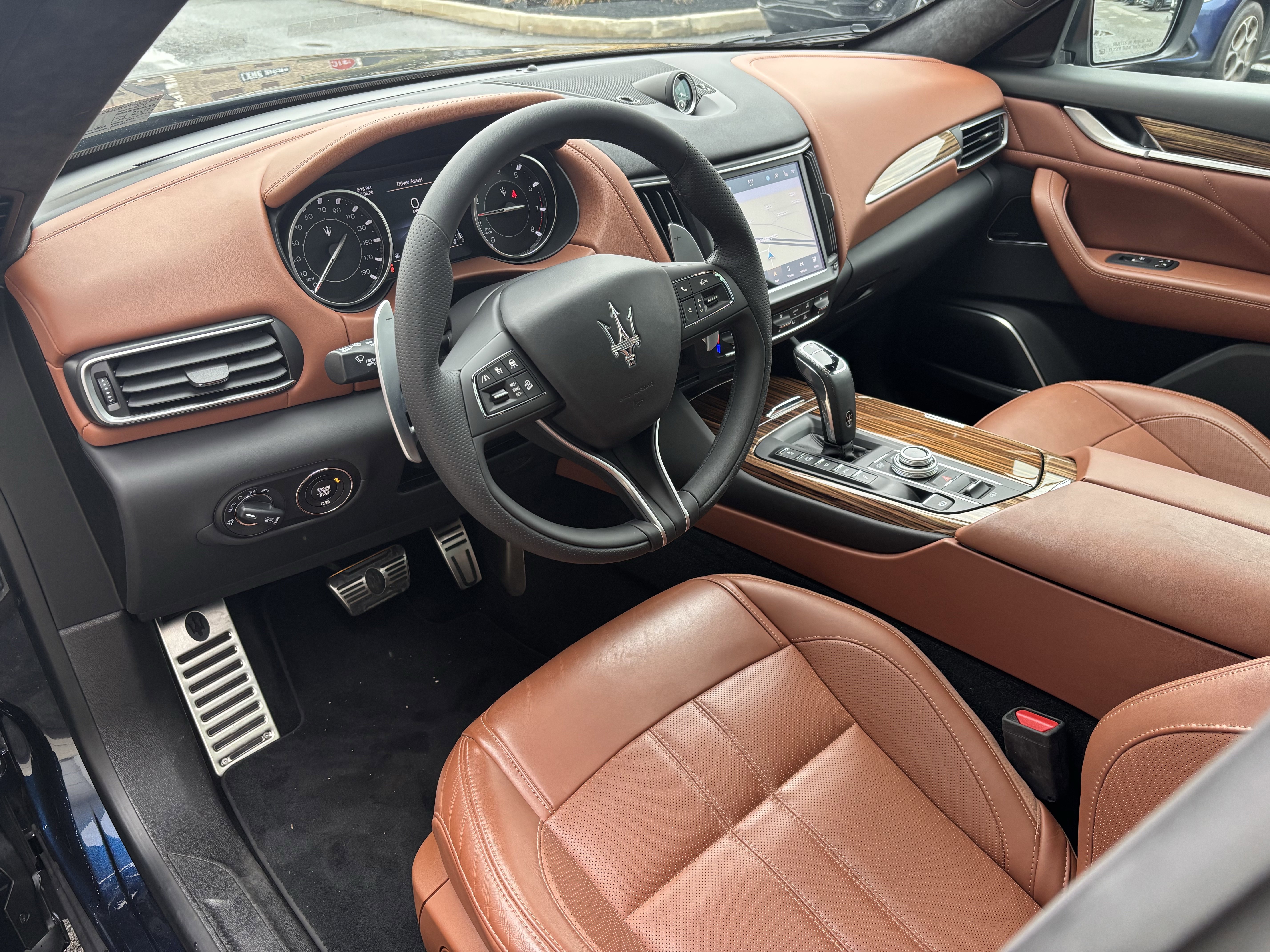 Used 2022 Maserati Levante Modena AWD/4WD image 7
