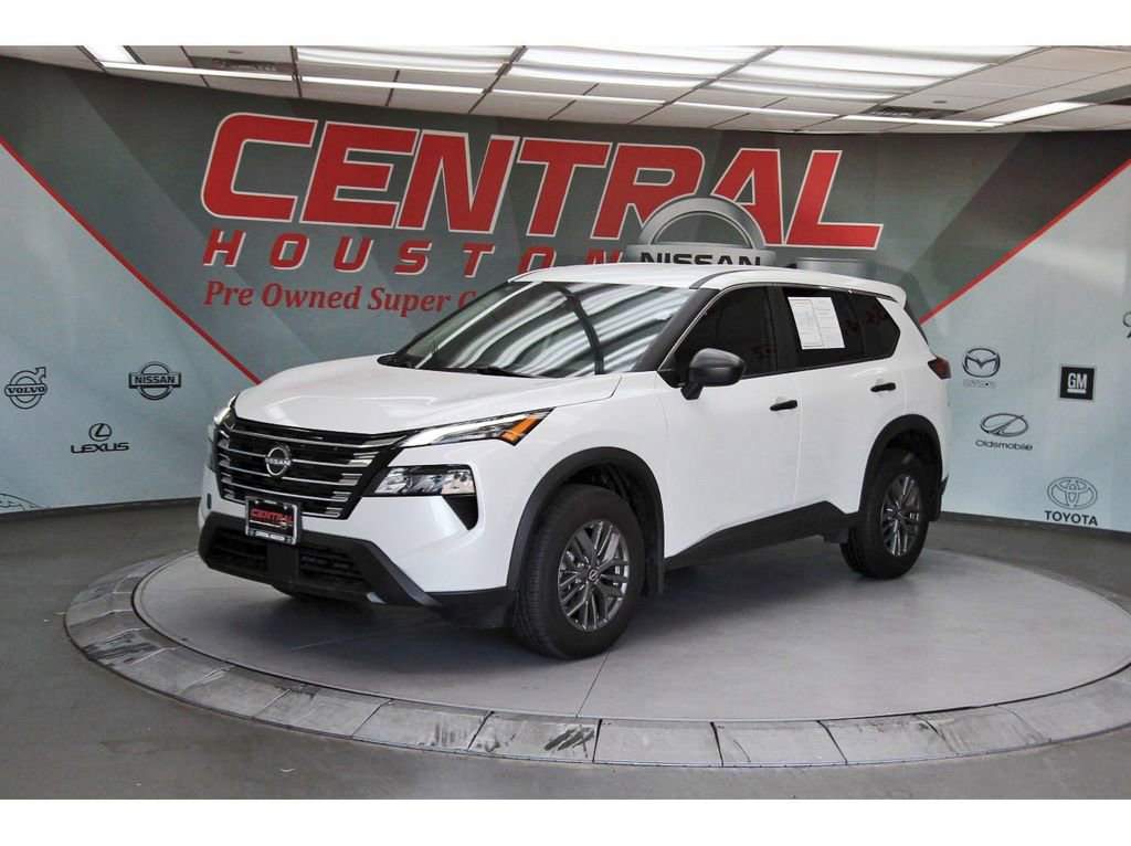 Certified 2024 Nissan Rogue S image 2