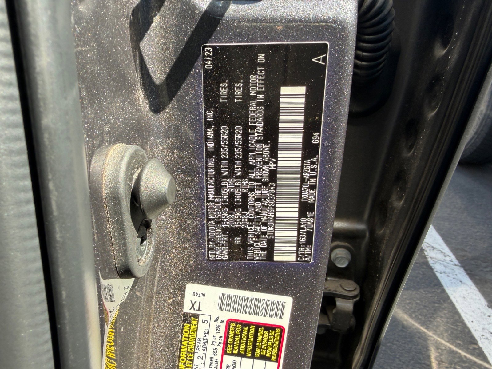 Used 2023 Toyota Highlander Platinum FWD image 13