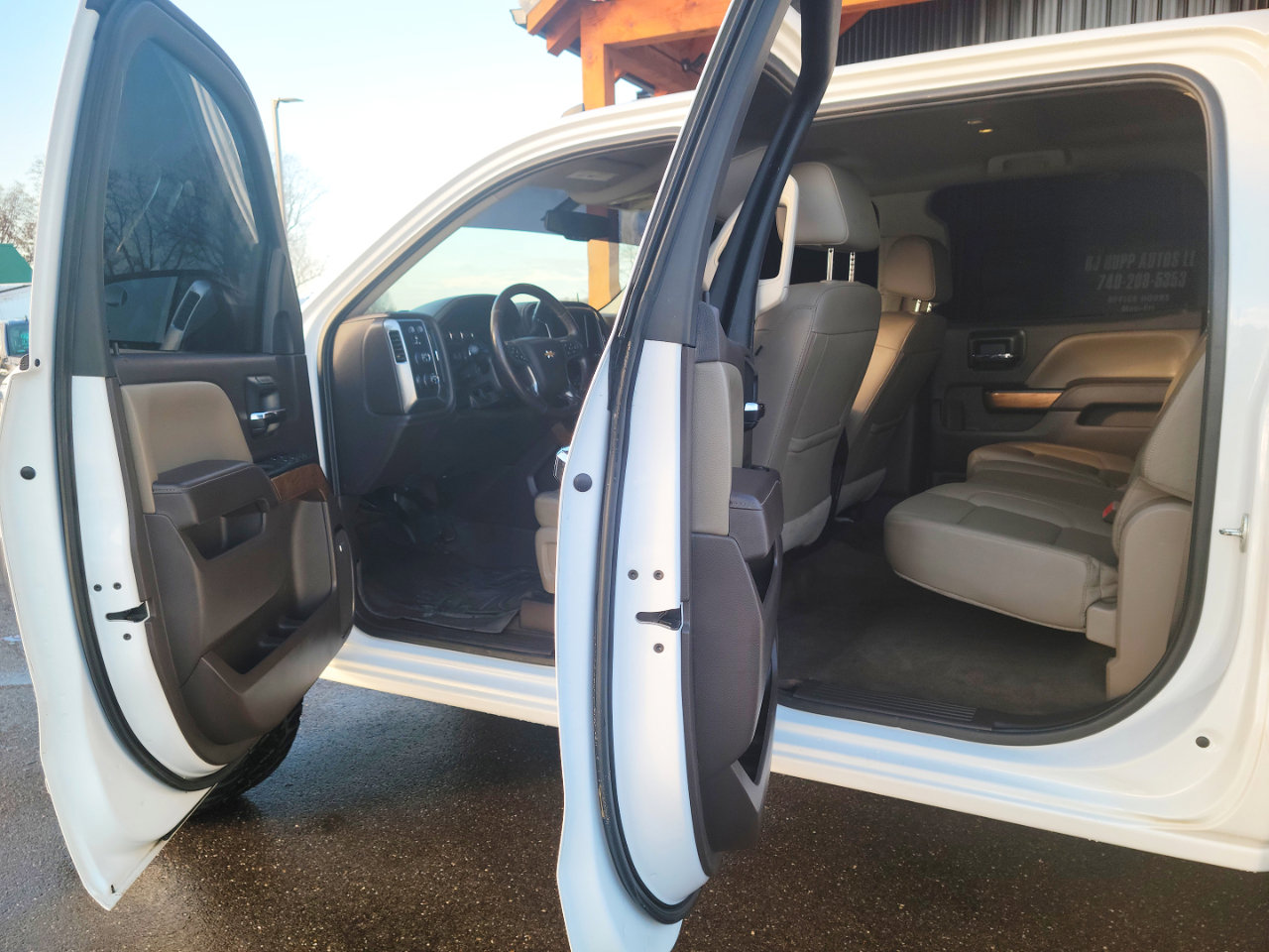 Used 2016 Chevrolet Silverado 1500 LTZ w/ LTZ Plus Package image 7