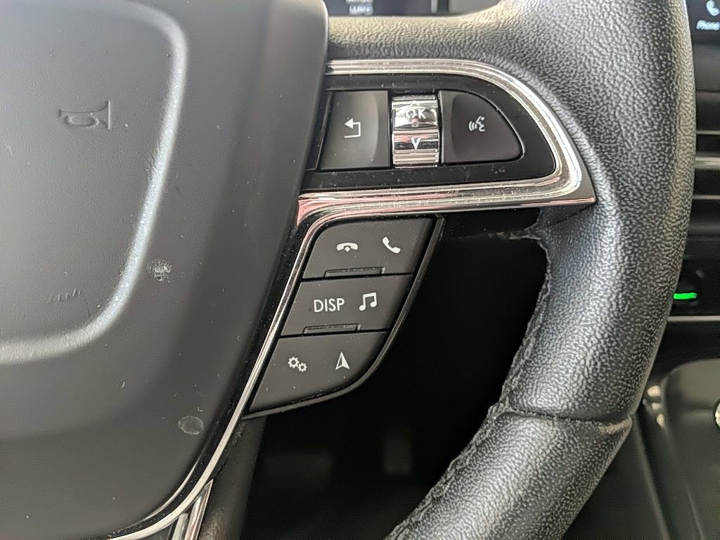 Certified 2023 Lincoln Nautilus AWD w/ Premium Package image 15