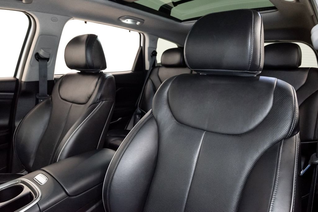 Used 2021 Hyundai Santa Fe Limited AWD/4WD image 15