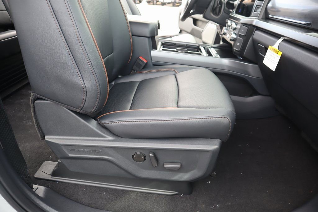 New 2026 Ford F250 Lariat w/ Black Appearance Package image 14