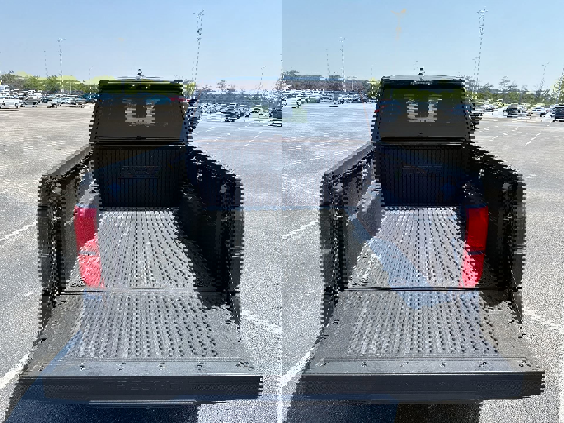 Used 2024 Toyota Tacoma TRD Sport image 19