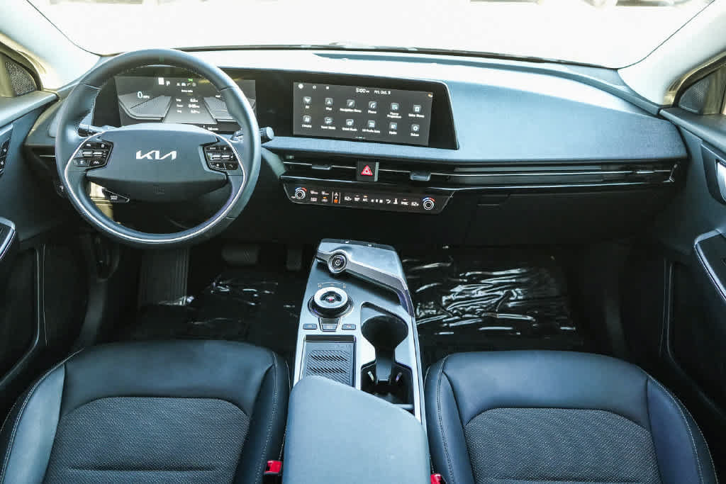 Certified 2024 Kia EV6 Light RWD image 12