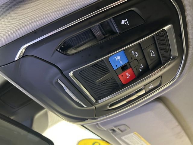 Used 2023 Jeep Grand Cherokee Limited image 24