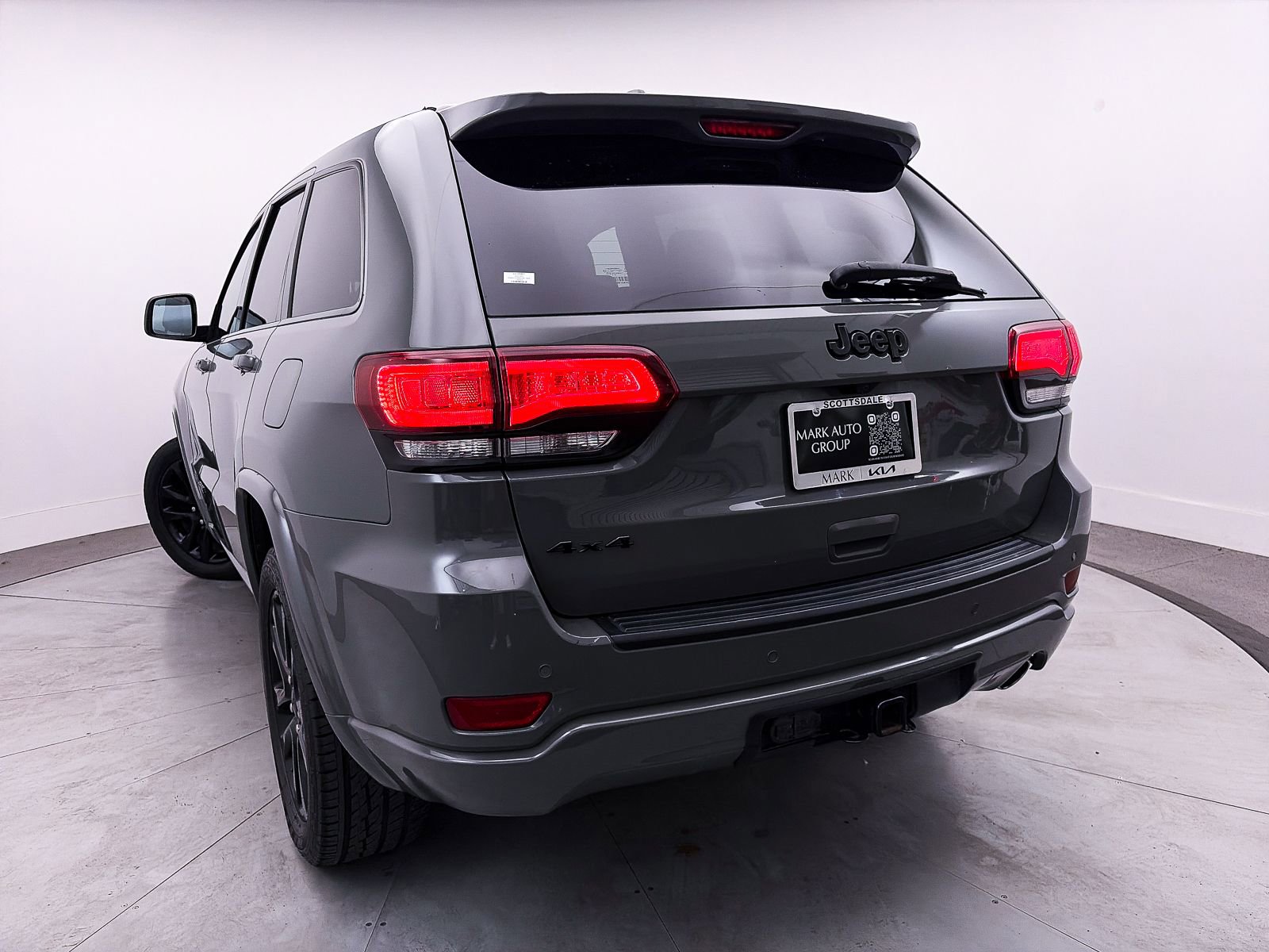 Used 2020 Jeep Grand Cherokee Altitude image 9