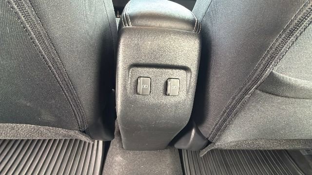 Certified 2024 Nissan Kicks SV image 25