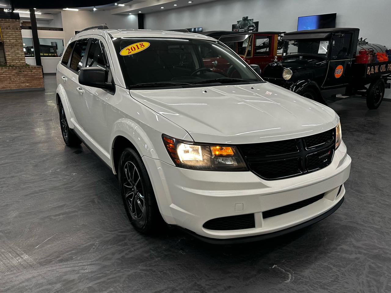 Used 2018 Dodge Journey SE w/ Connectivity Group image 3