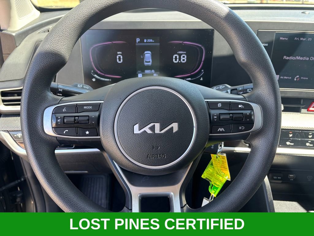 Used 2024 Kia Sportage LX image 13