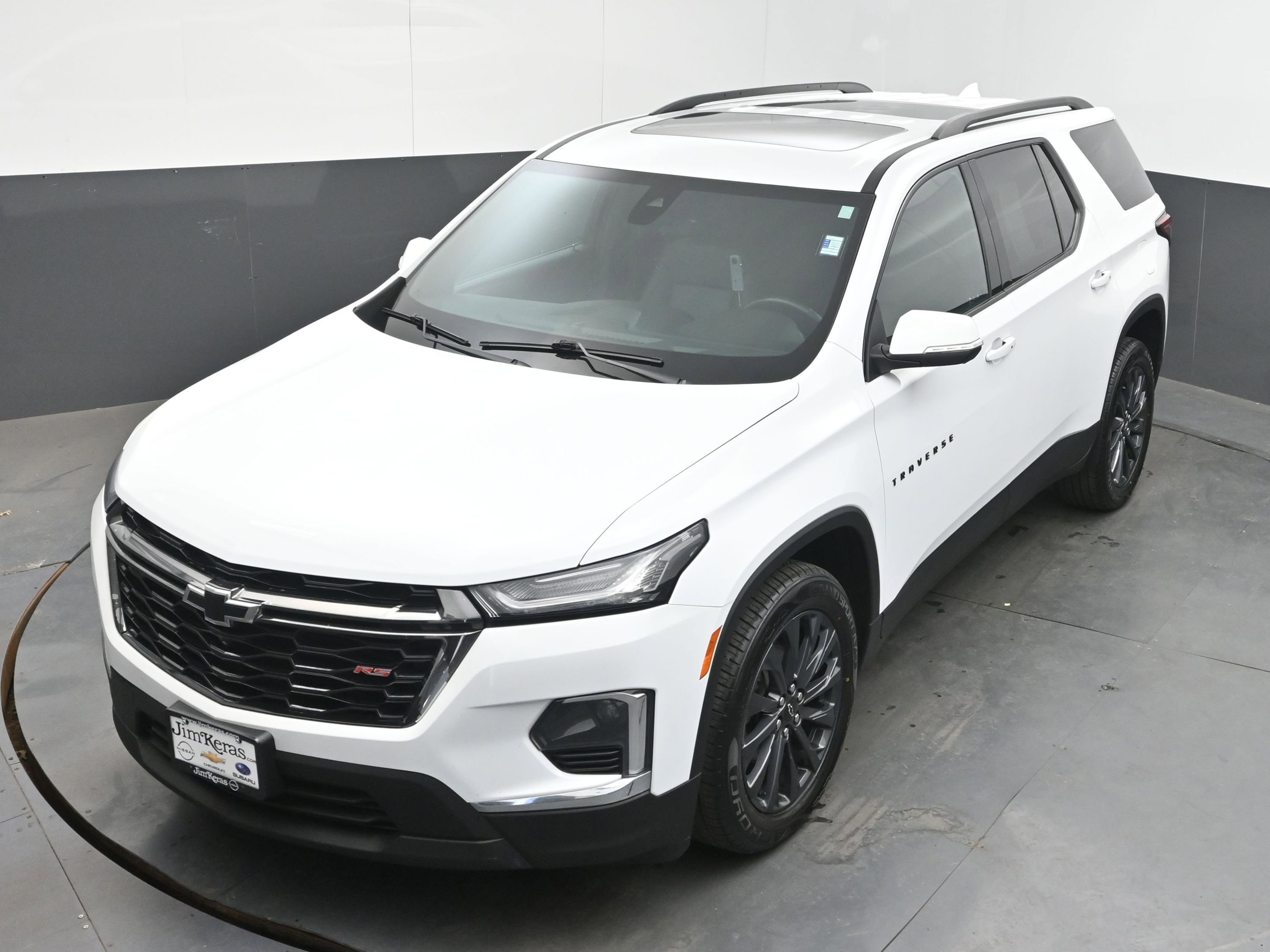 Used 2023 Chevrolet Traverse RS image 32