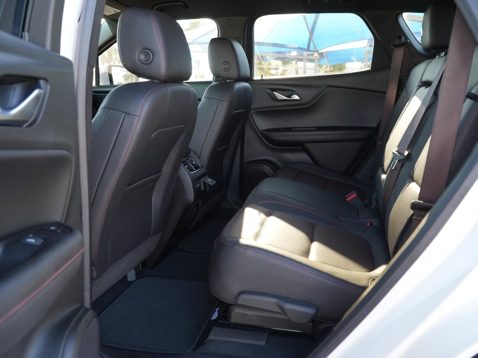 Used 2022 Chevrolet Blazer RS w/ Enhanced Convenience Package image 18