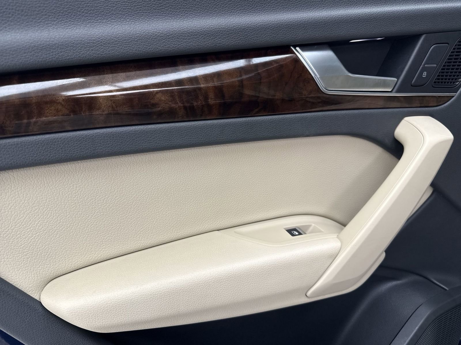 Used 2018 Audi Q5 2.0T Premium Plus image 25