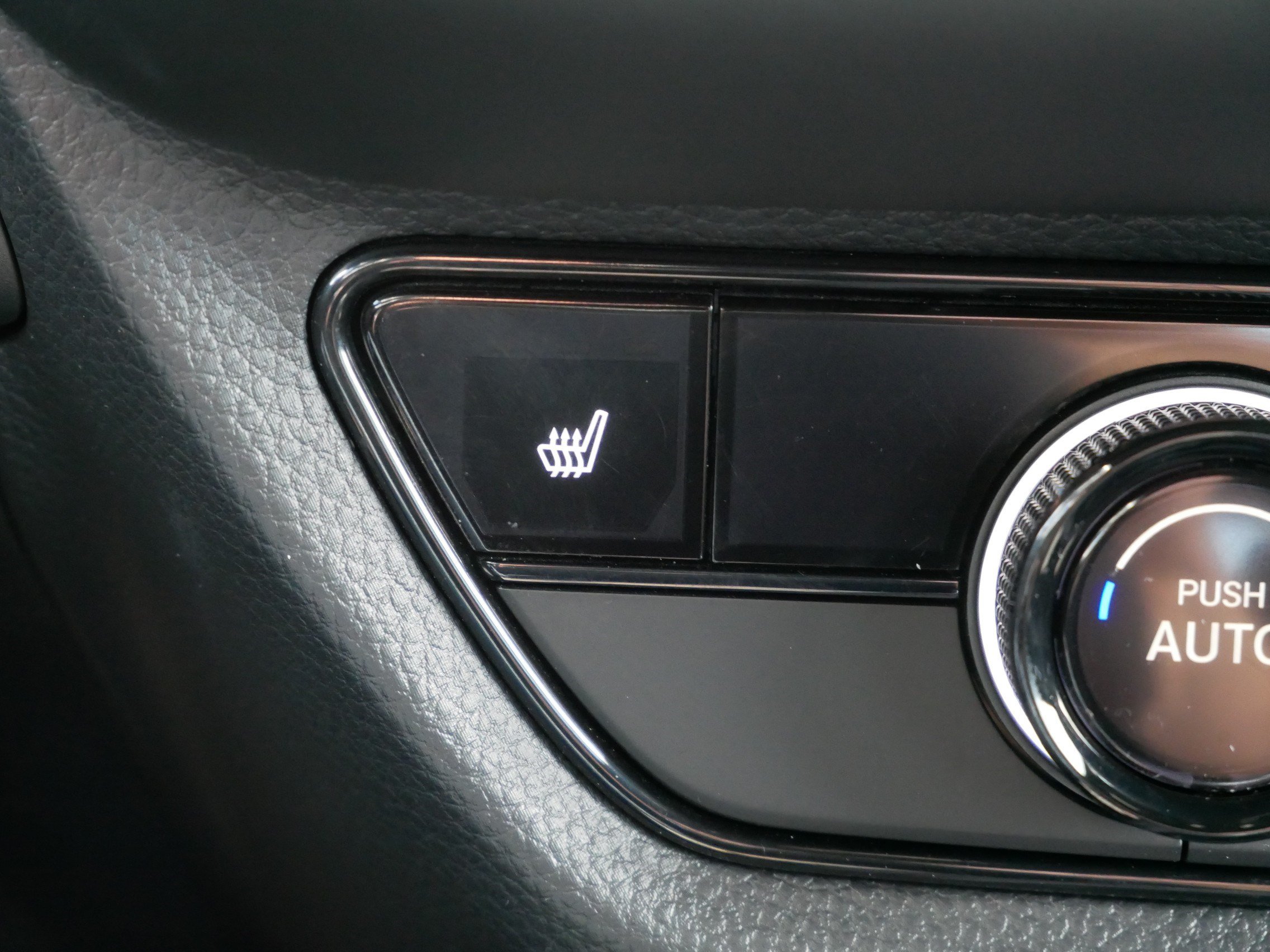 Certified 2024 Honda HR-V Sport image 28