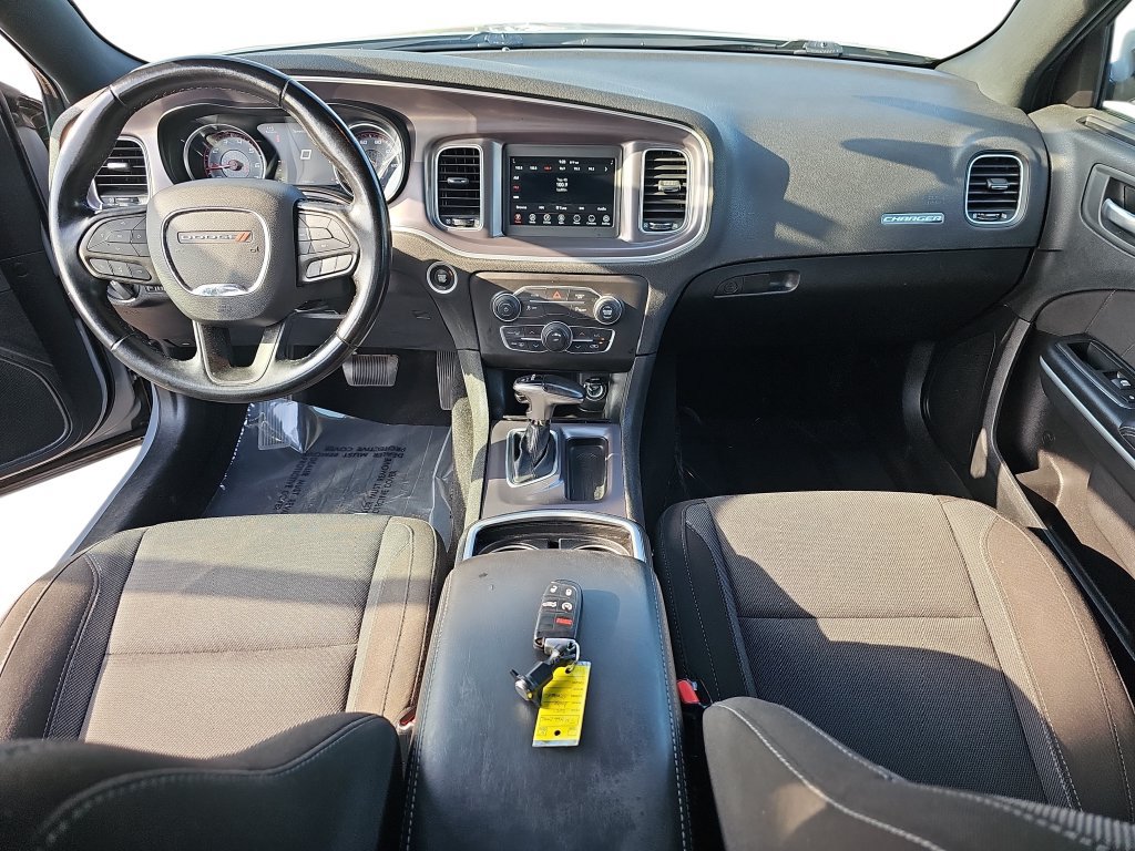 Used 2021 Dodge Charger SXT RWD image 13