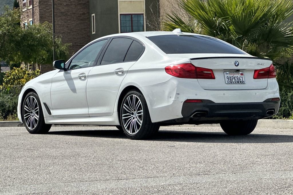 Used 2018 BMW 540i w/ M Sport Package image 5