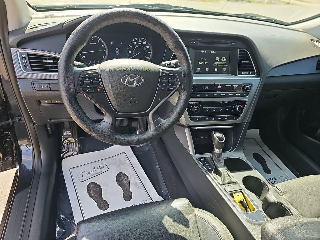 Used 2017 Hyundai Sonata Sport w/ Value Edition Package 02 FWD image 20