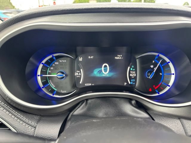 Used 2024 Chrysler Pacifica Limited FWD image 20