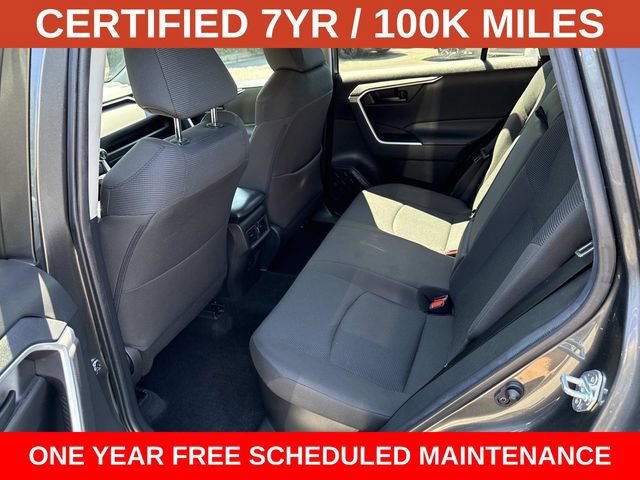 Used 2022 Toyota RAV4 LE AWD/4WD image 16