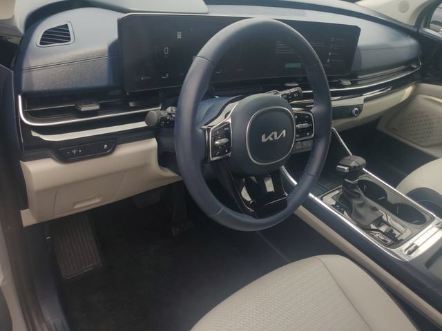 Certified 2025 Kia Carnival SX Prestige FWD image 21
