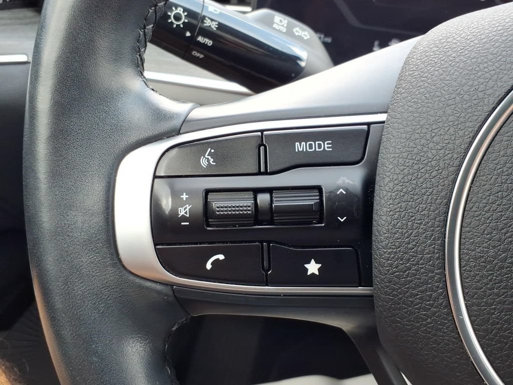Used 2025 Kia K5 EX FWD image 23