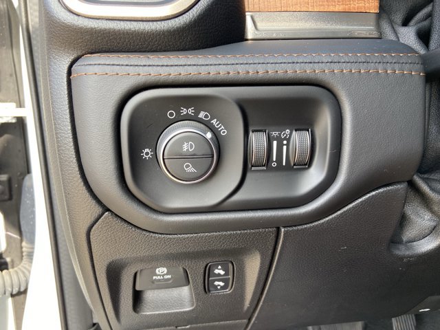 Used 2020 RAM 1500 Limited image 46