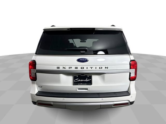 Used 2024 Ford Expedition XLT AWD/4WD image 7