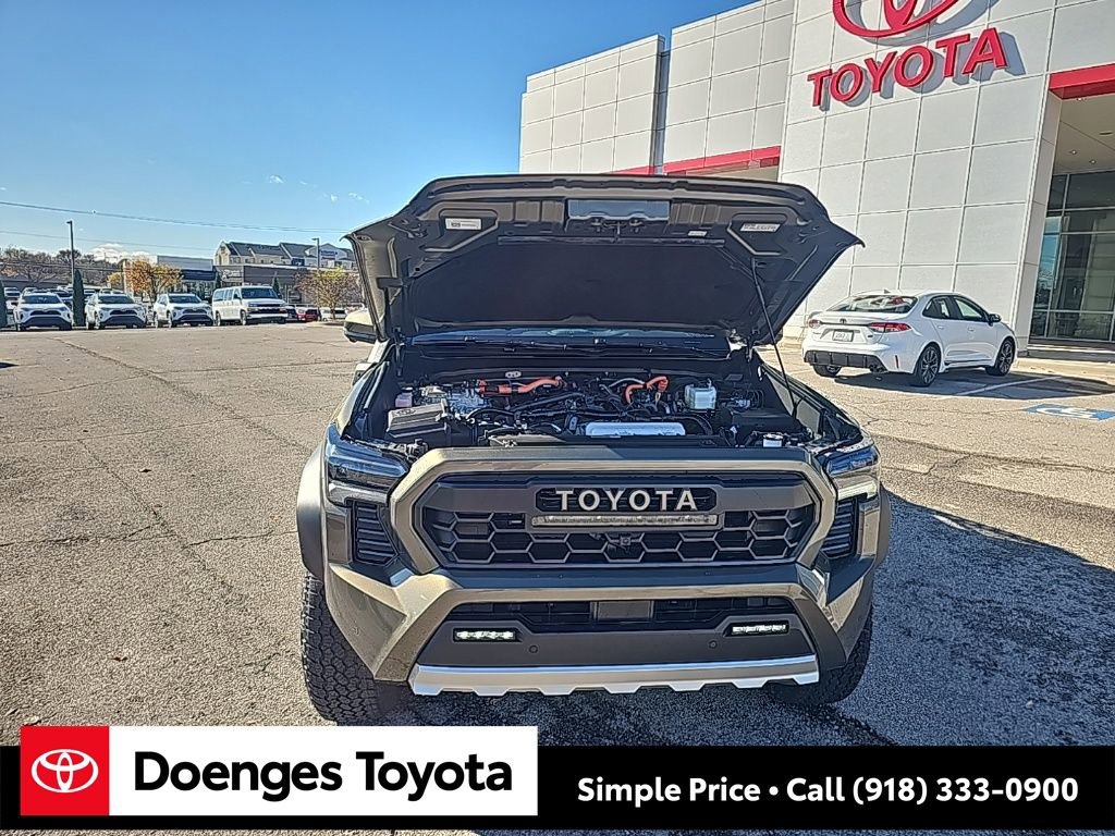 New 2025 Toyota Tacoma Trailhunter image 12