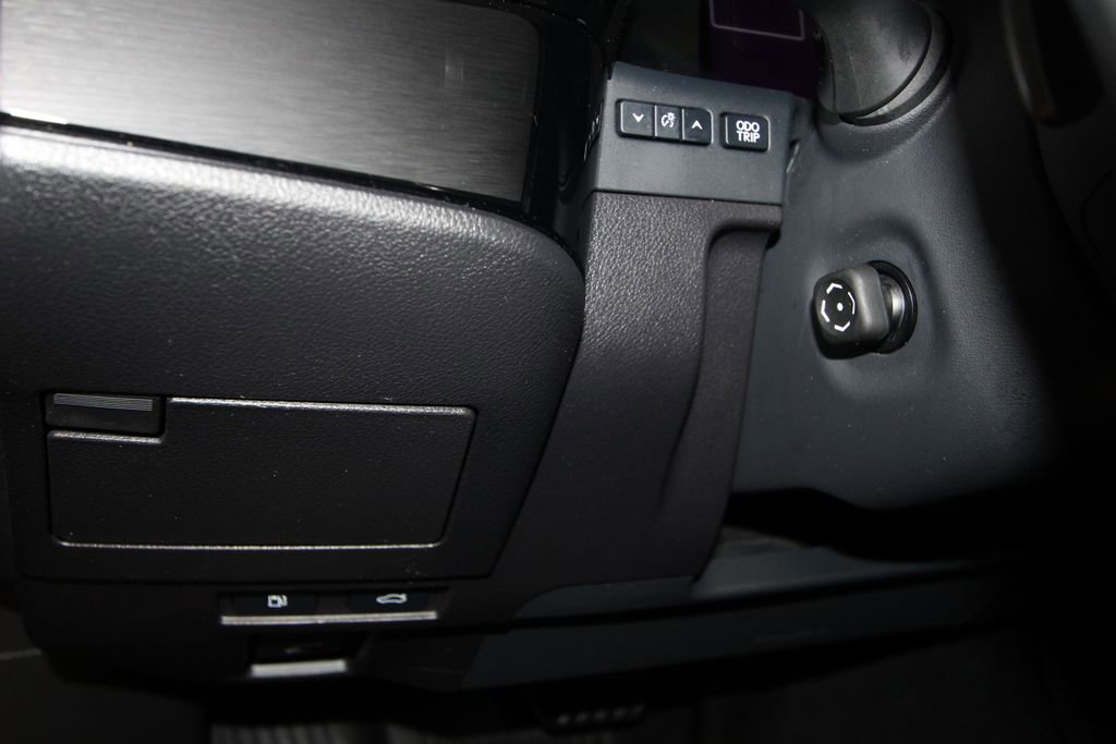 Used 2022 Lexus ES 350 w/ Premium Package image 11