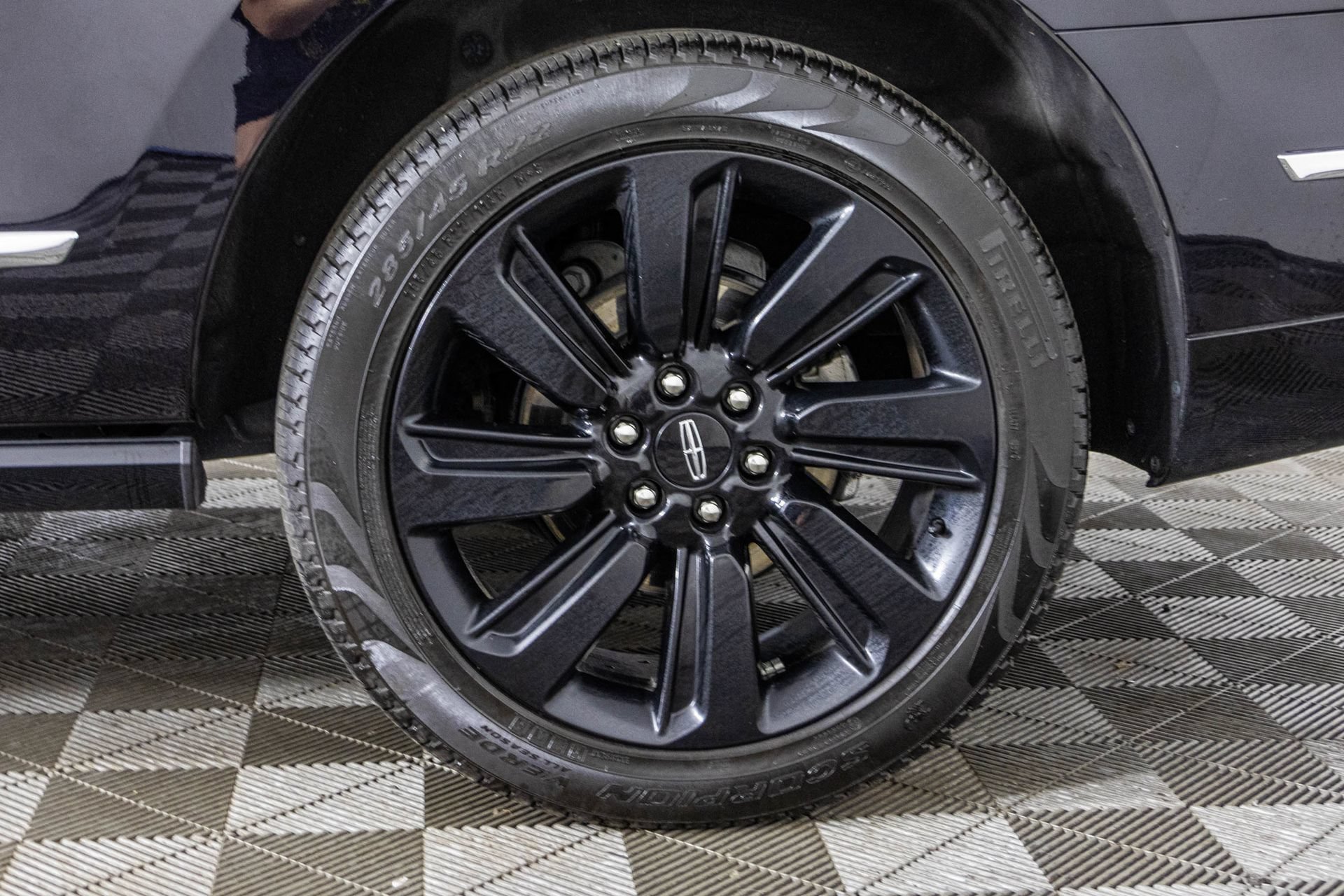 Used 2024 Lincoln Navigator Reserve w/ Monochromatic Package AWD/4WD image 58