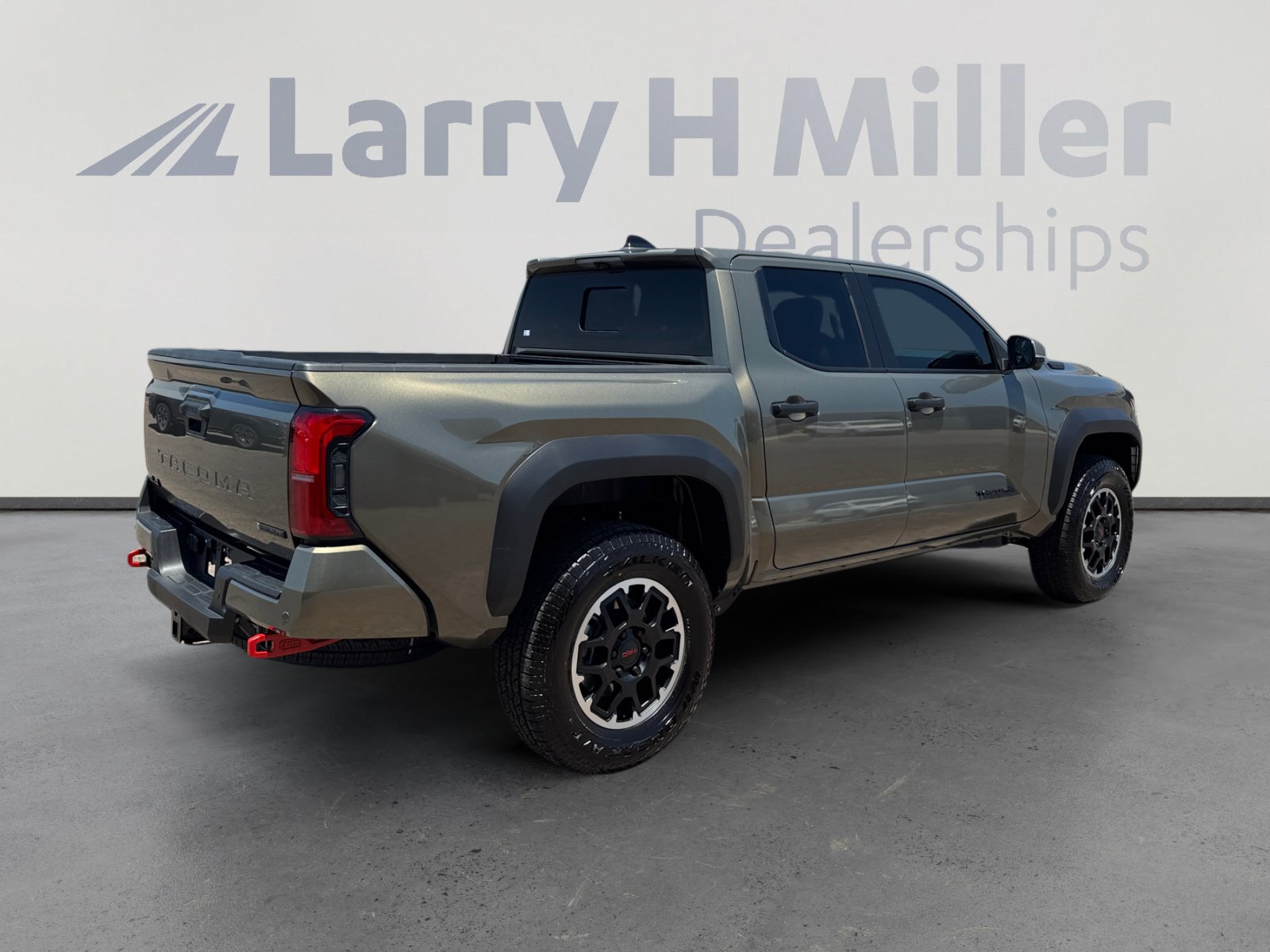 Used 2026 Toyota Tacoma TRD Off-Road w/ TRD Off Road Premium Package AWD/4WD image 5