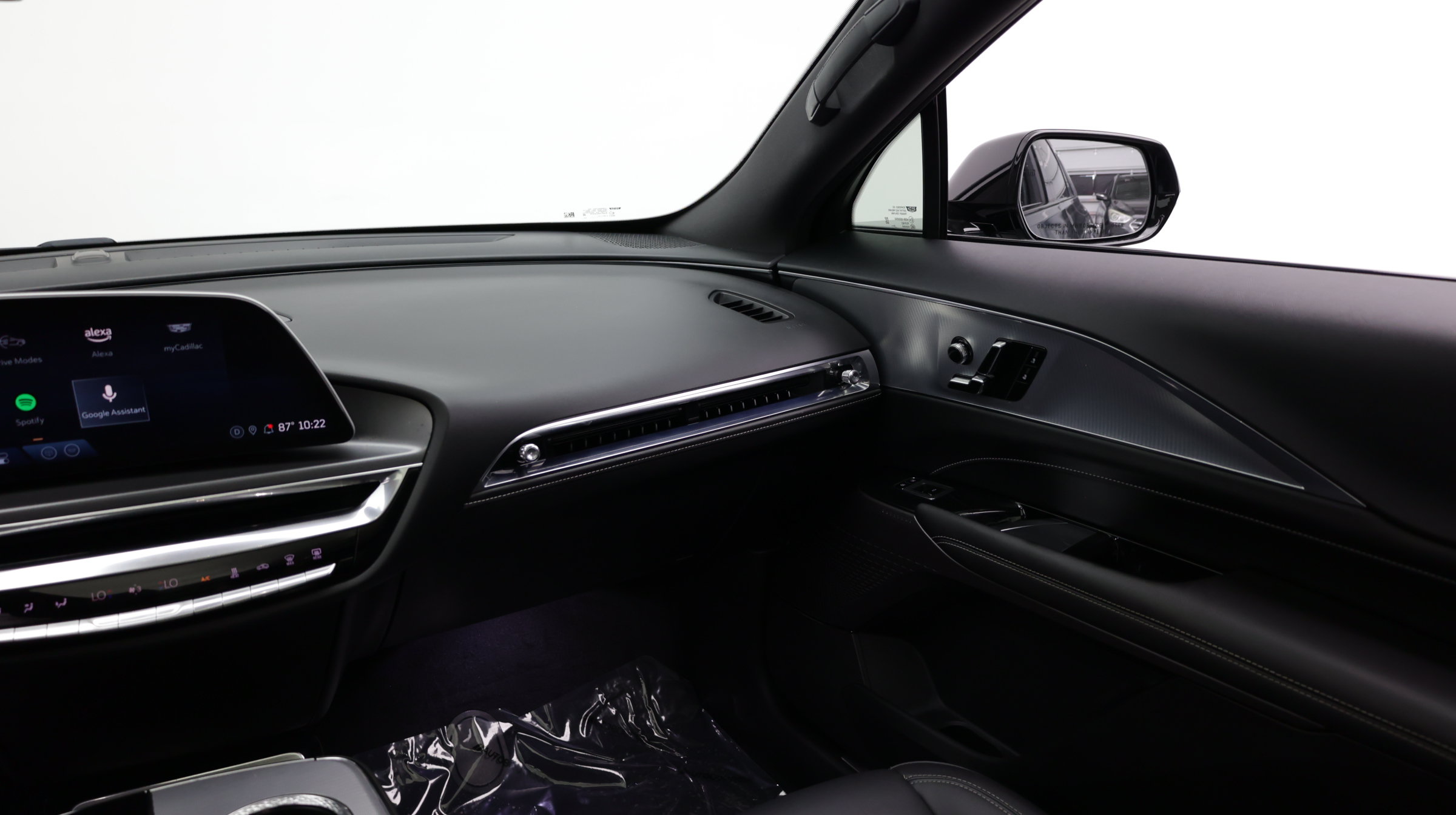 Used 2024 Cadillac Lyriq Tech RWD image 31