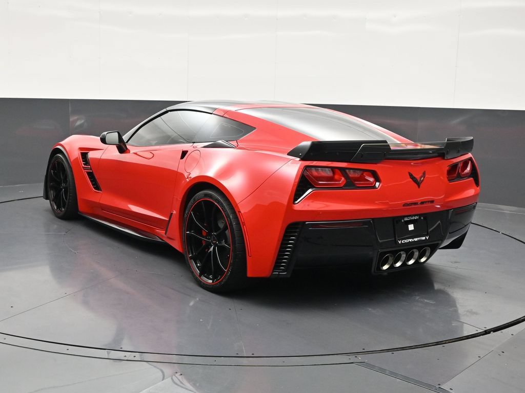 Used 2018 Chevrolet Corvette Grand Sport RWD image 3