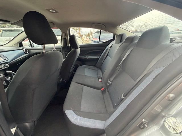 Used 2023 Nissan Versa SV image 15