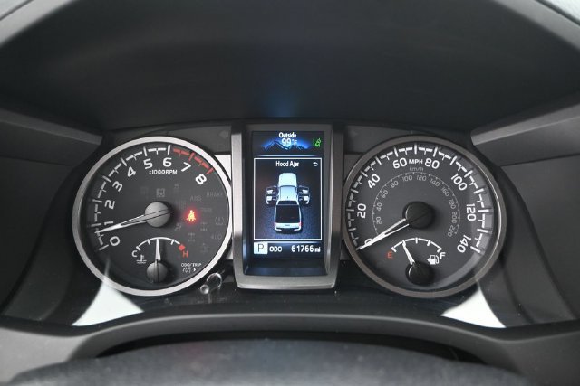 Used 2023 Toyota Tacoma TRD Off-Road w/ Black Out Package (TMS) AWD/4WD image 8